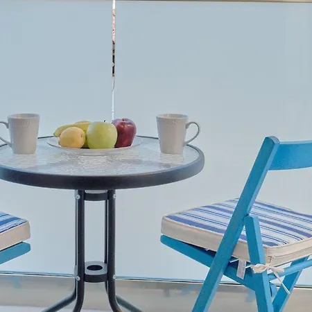 Beachside Apartment-pool-parking アパート ハニア